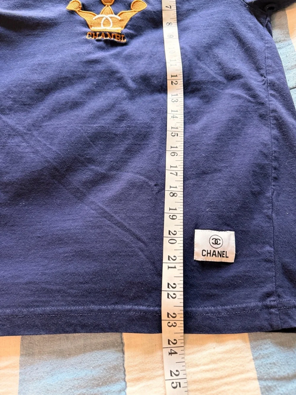 Chanel Crown Logo Navy Blue T-Shirt Size Small